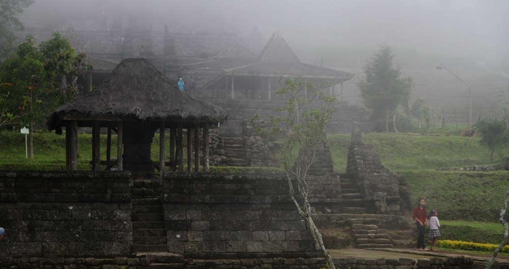 The Cetho Temple and the Mysteries of Mount Lawu 4