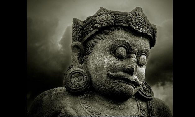 The Dvārapāla: Guardians of Sacred Places