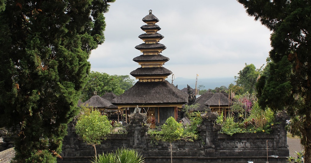 The Balinese Temple: Spiritual Architecture of the Sacred Space 6