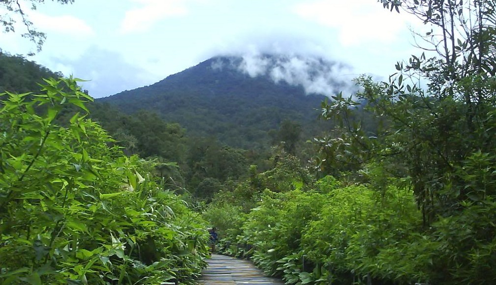 The 9 Sacred Mountains of Java 13